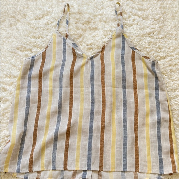 Button Down Summer Tank - Picture 3 of 3